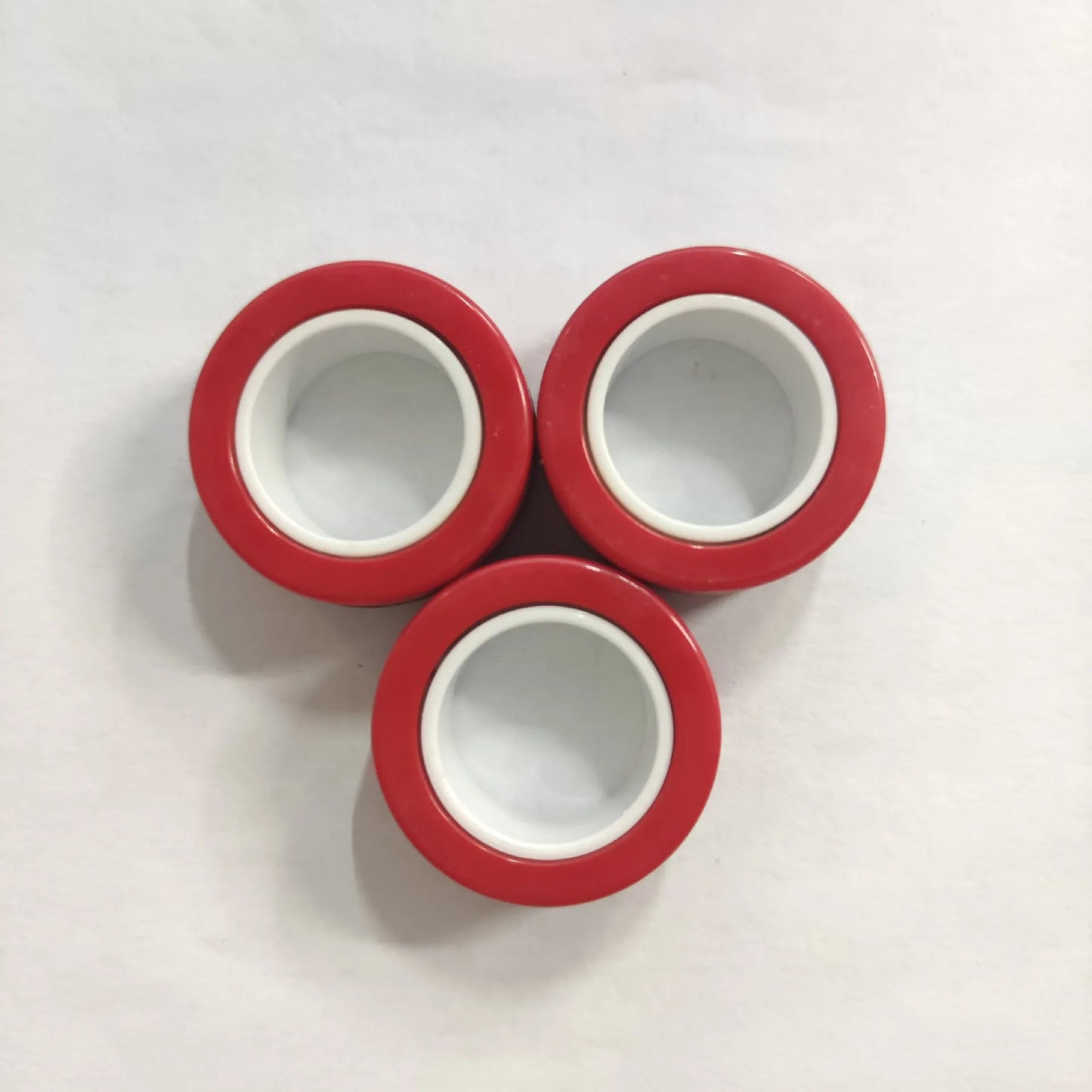 3Pcs Magnetic Rings Spinner Fidget Toy Set Finger Magnets Rings for Anxiety Relief Therapy Fidget Pack Gift for Adults Teens Kid